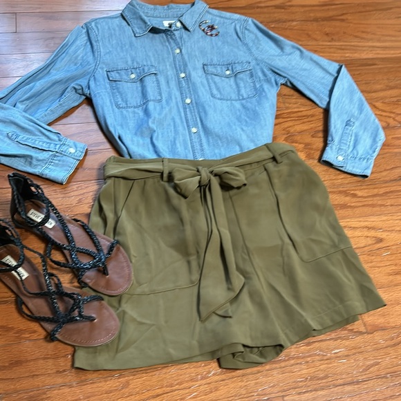 a new day Pants - A New Day Dressy Shorts